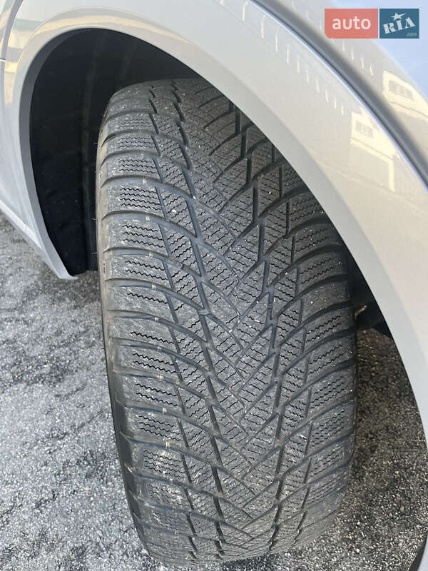 Позашляховик / Кросовер Audi e-tron Sportback 2021 в Вінниці