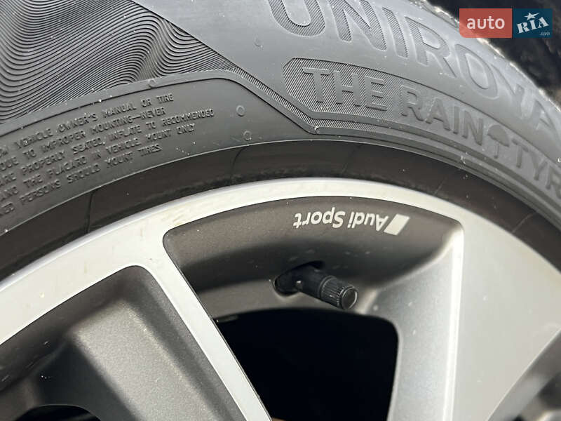 Внедорожник / Кроссовер Audi e-tron Sportback 2020 в Львове