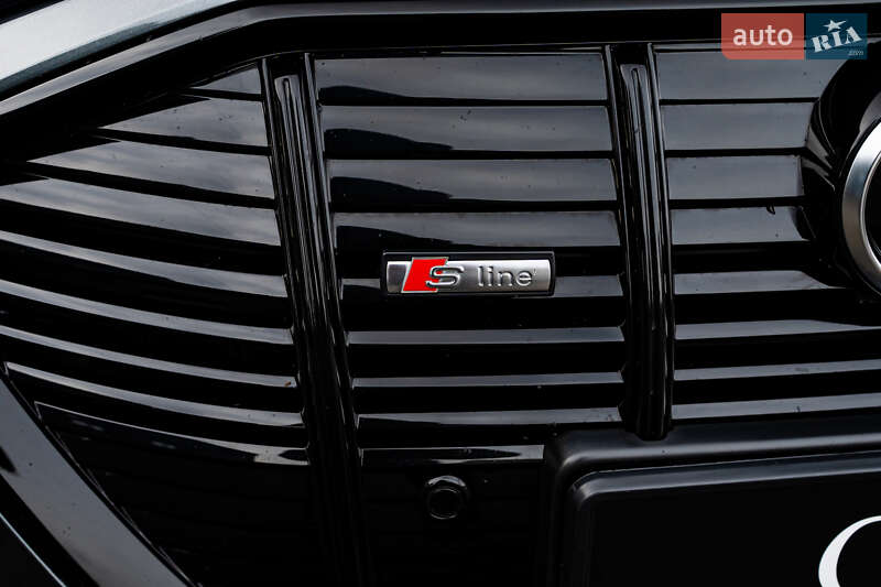 Позашляховик / Кросовер Audi e-tron Sportback 2020 в Луцьку