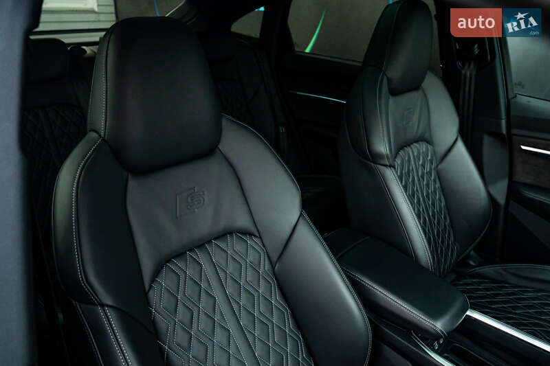 Позашляховик / Кросовер Audi e-tron Sportback 2020 в Луцьку