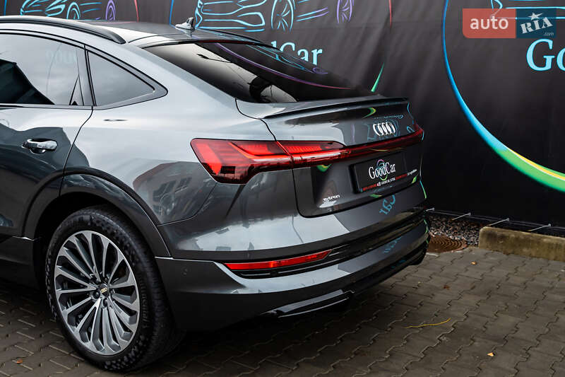 Позашляховик / Кросовер Audi e-tron Sportback 2020 в Луцьку