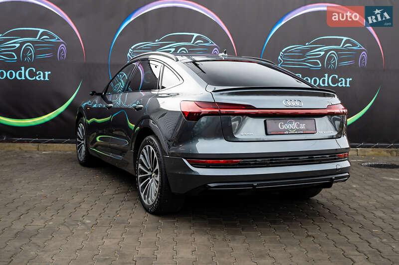 Позашляховик / Кросовер Audi e-tron Sportback 2020 в Луцьку