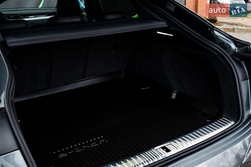 Позашляховик / Кросовер Audi e-tron Sportback 2020 в Луцьку