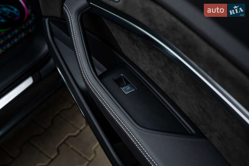 Позашляховик / Кросовер Audi e-tron Sportback 2020 в Луцьку