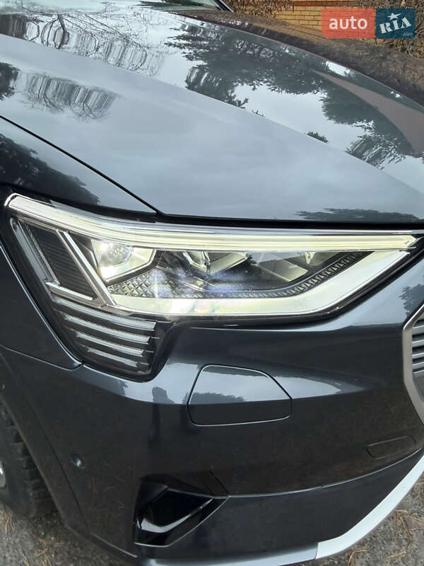 Позашляховик / Кросовер Audi e-tron Sportback 2022 в Києві фото 8 Позашляховик / Кросовер Audi e-tron Sportback 2022 в Києві