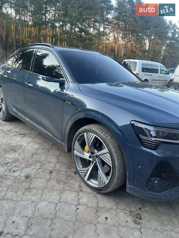 Внедорожник / Кроссовер Audi e-tron Sportback 2022 в Ахтырке