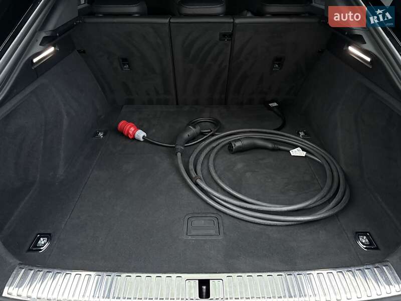 Позашляховик / Кросовер Audi e-tron Sportback 2020 в Тернополі