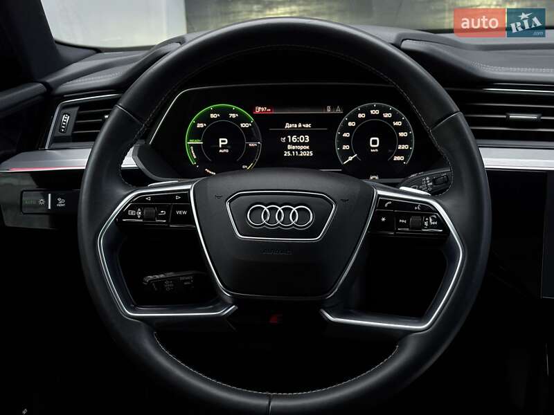 Позашляховик / Кросовер Audi e-tron Sportback 2020 в Тернополі