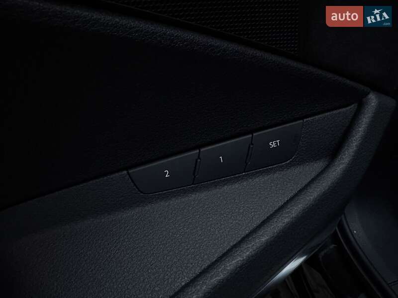 Позашляховик / Кросовер Audi e-tron Sportback 2020 в Тернополі