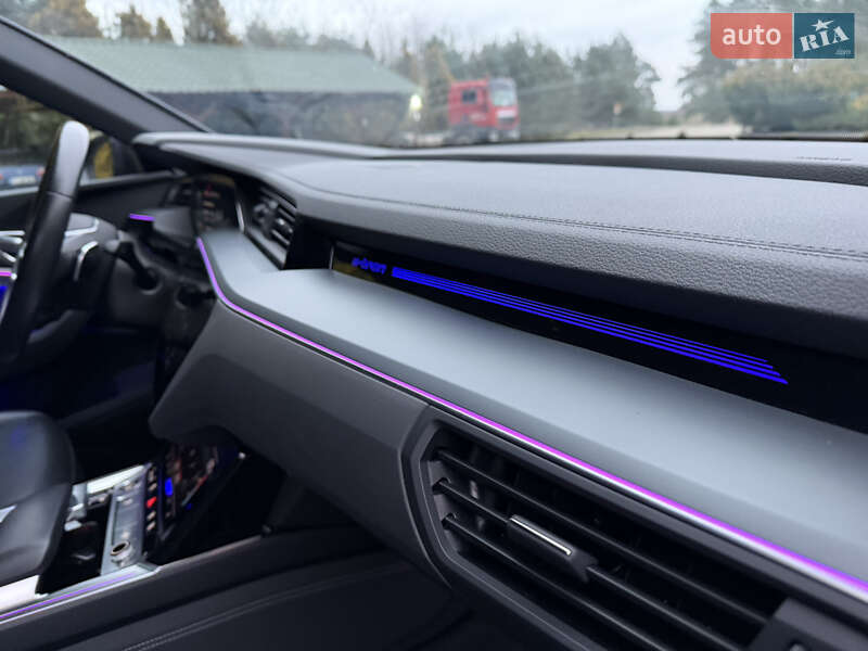 Внедорожник / Кроссовер Audi e-tron Sportback 2021 в Львове