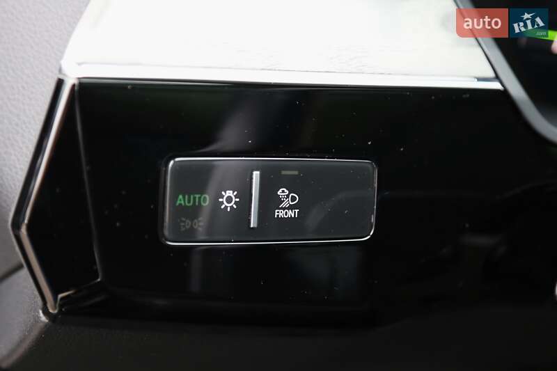 Позашляховик / Кросовер Audi e-tron Sportback 2022 в Києві фото 32 Позашляховик / Кросовер Audi e-tron Sportback 2022 в Києві