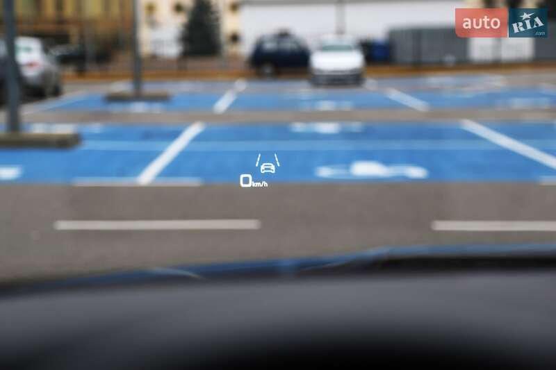 Позашляховик / Кросовер Audi e-tron Sportback 2022 в Києві фото 19 Позашляховик / Кросовер Audi e-tron Sportback 2022 в Києві