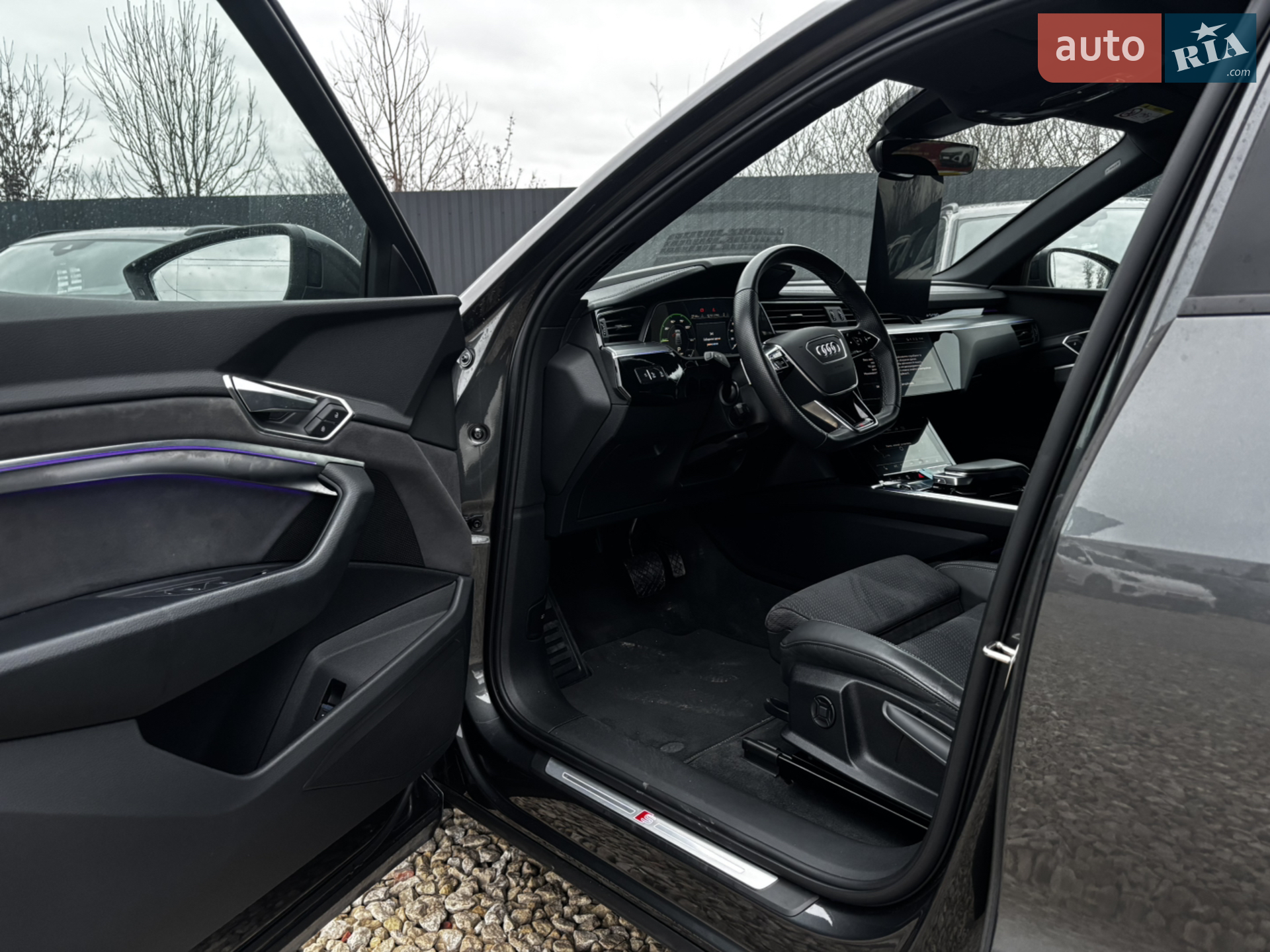2022 Audi e-tron Sportback - мініатюра 9