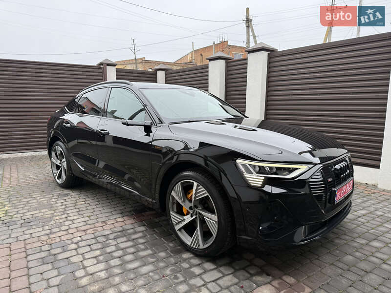 Позашляховик / Кросовер Audi e-tron Sportback 2022 в Луцьку