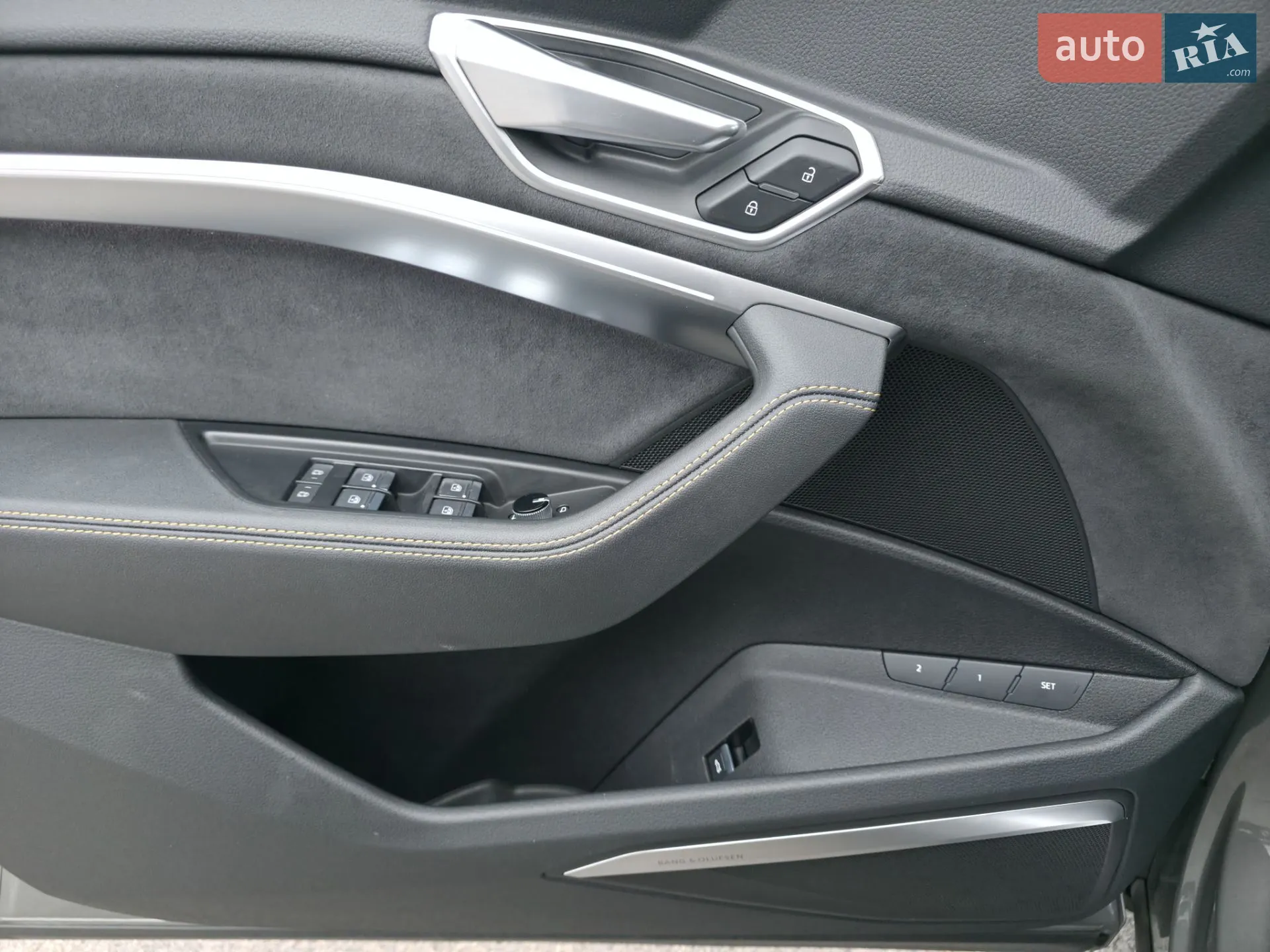2022 Audi e-tron Sportback - мініатюра 13