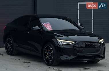 Внедорожник / Кроссовер Audi e-tron Sportback 2021 в Дубно