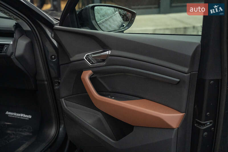 Внедорожник / Кроссовер Audi e-tron Sportback 2022 в Черновцах