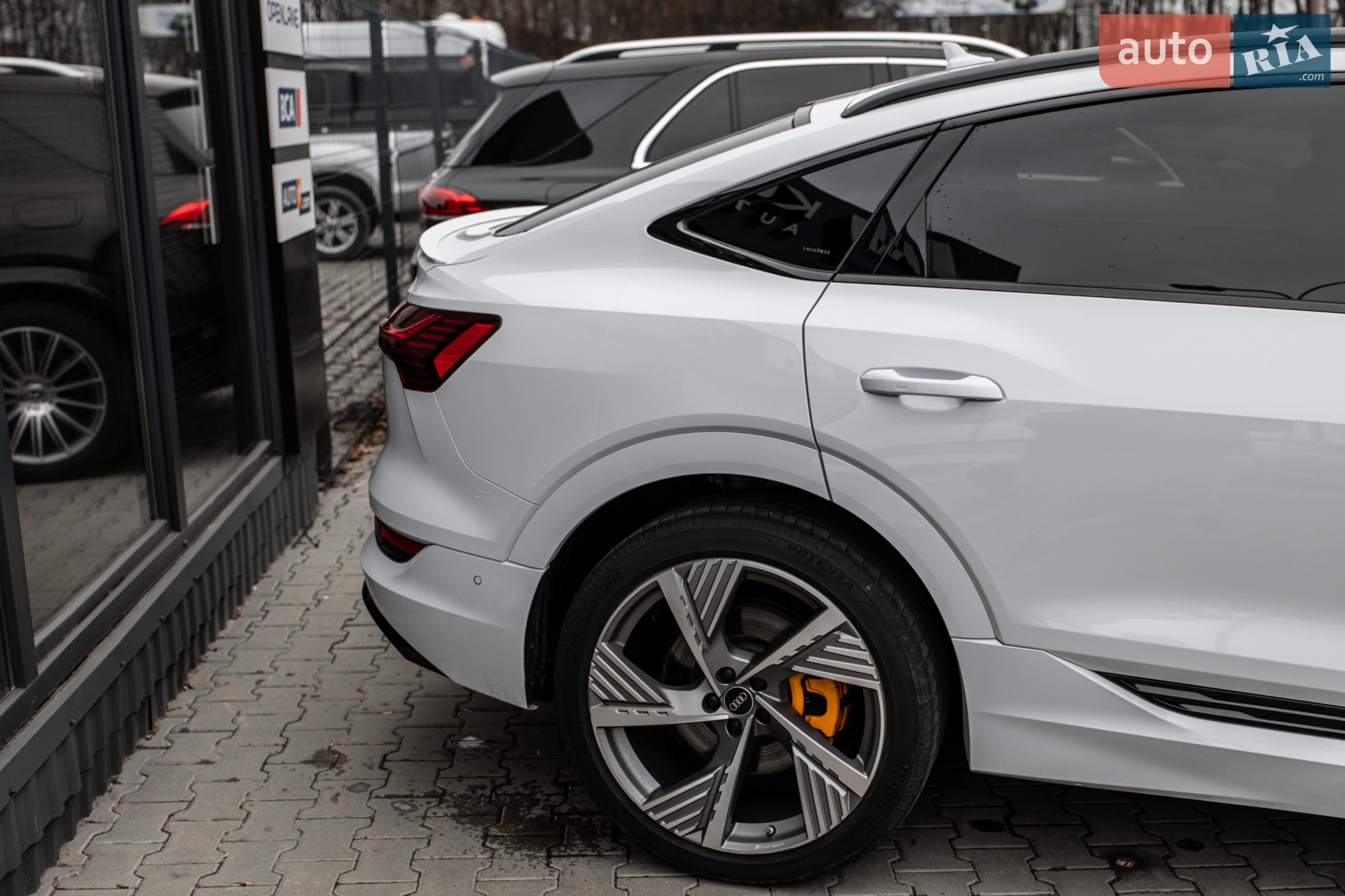 2022 Audi e-tron Sportback - мініатюра 9