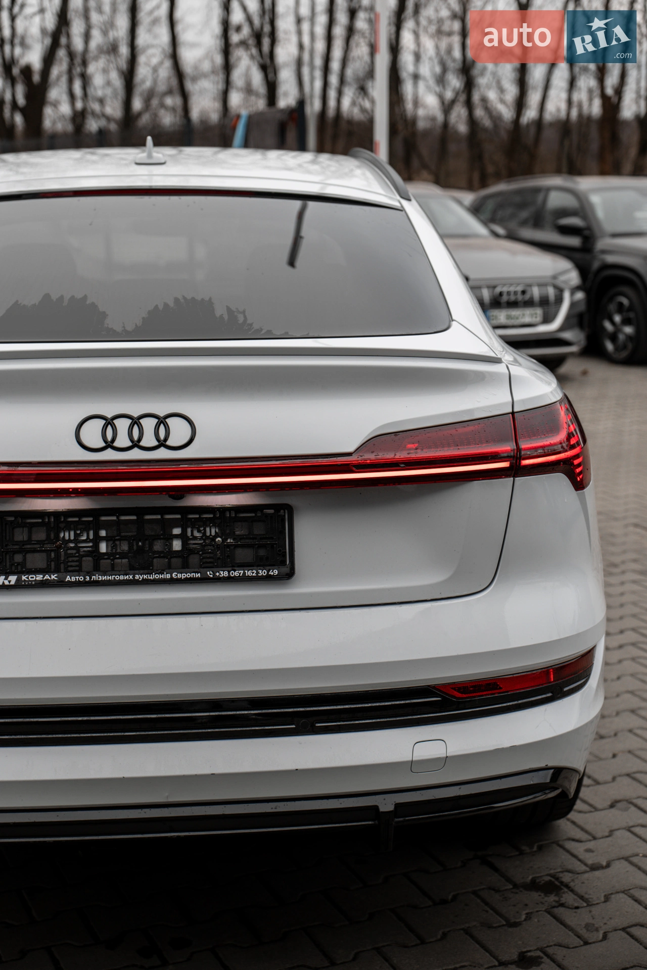 2022 Audi e-tron Sportback - мініатюра 13