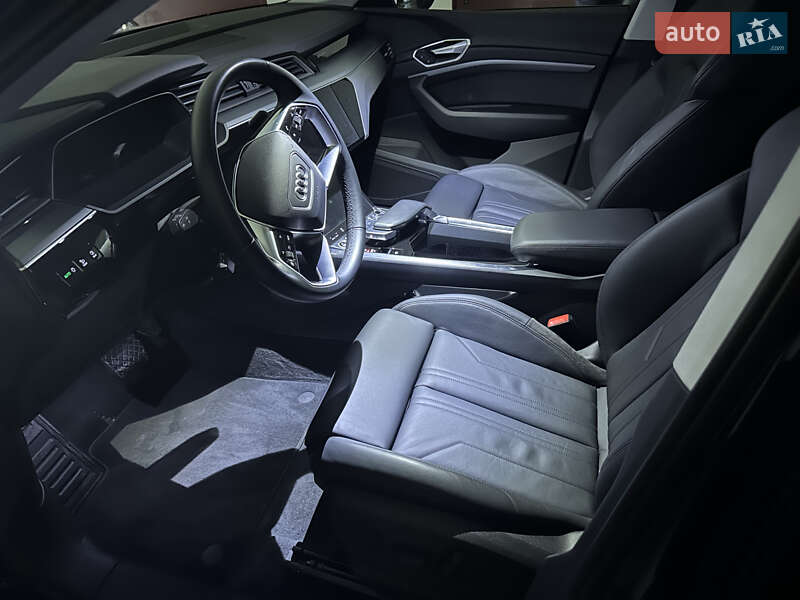 Внедорожник / Кроссовер Audi e-tron Sportback 2023 в Киеве фото 12 Внедорожник / Кроссовер Audi e-tron Sportback 2023 в Киеве