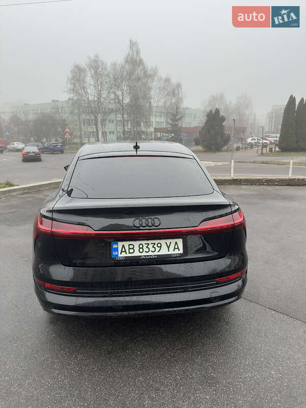 Позашляховик / Кросовер Audi e-tron Sportback 2020 в Вінниці
