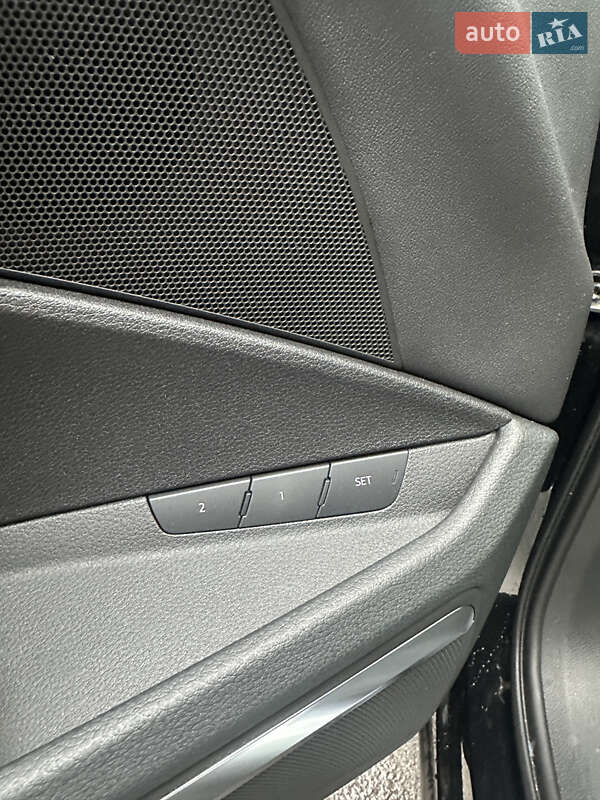 Позашляховик / Кросовер Audi e-tron Sportback 2020 в Вінниці
