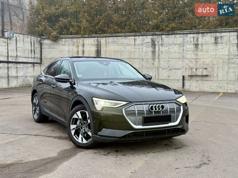 Позашляховик / Кросовер Audi e-tron Sportback 2022 в Рівному фото 3 Позашляховик / Кросовер Audi e-tron Sportback 2022 в Рівному