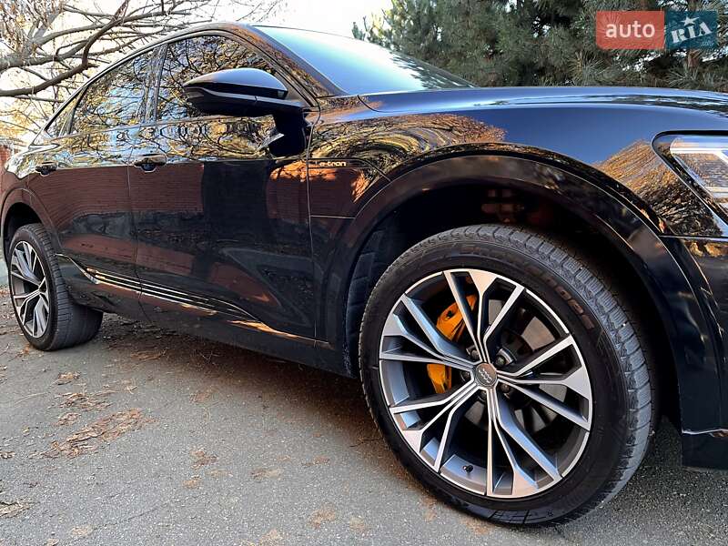 Внедорожник / Кроссовер Audi e-tron Sportback 2022 в Днепре