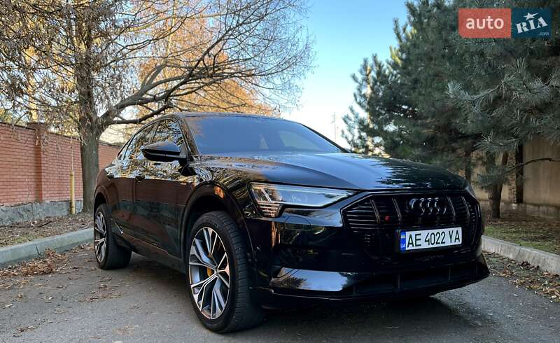 Внедорожник / Кроссовер Audi e-tron Sportback 2022 в Днепре