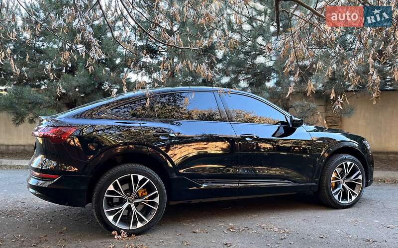 Внедорожник / Кроссовер Audi e-tron Sportback 2022 в Днепре