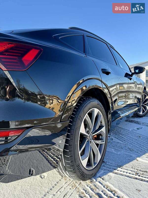 Внедорожник / Кроссовер Audi e-tron Sportback 2021 в Киеве