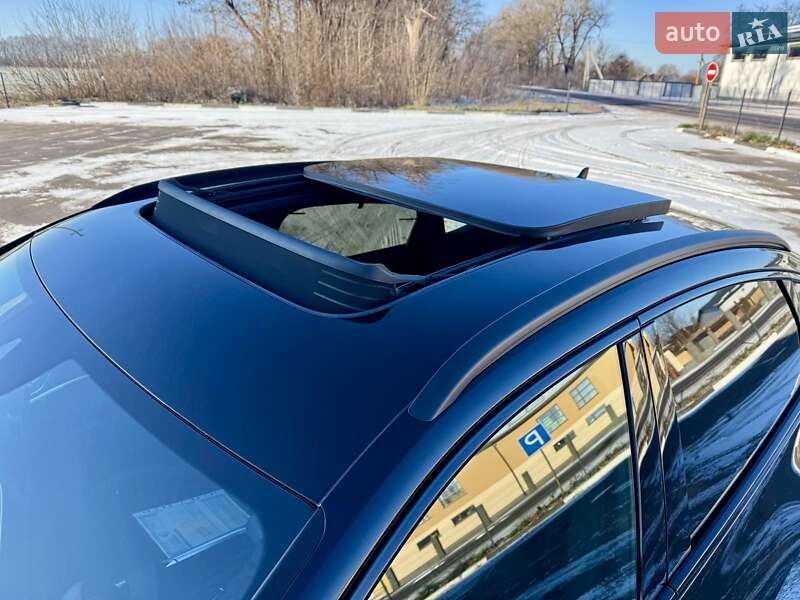 Внедорожник / Кроссовер Audi e-tron Sportback 2021 в Киеве