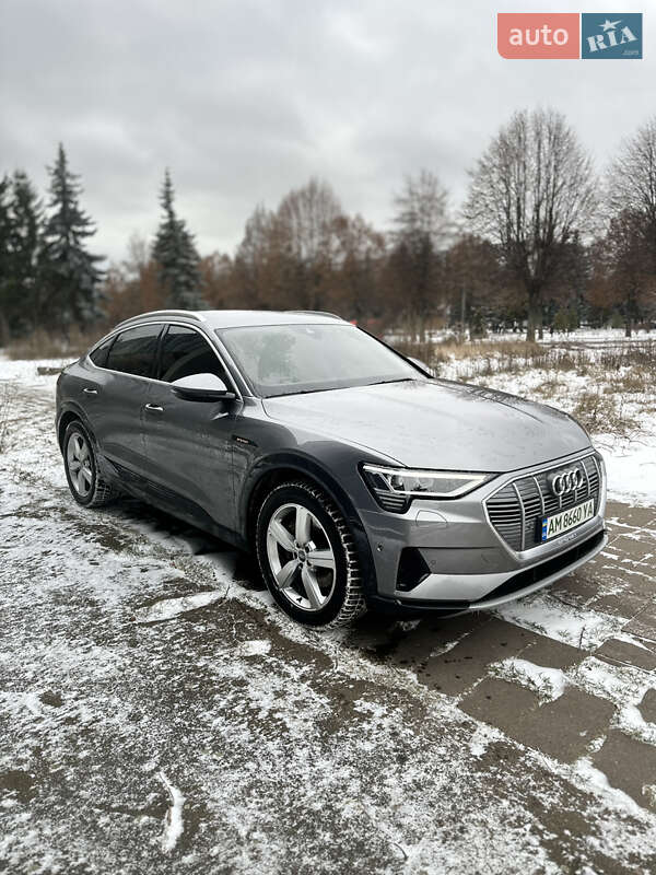 Внедорожник / Кроссовер Audi e-tron Sportback 2020 в Житомире