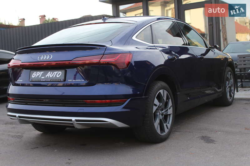 Внедорожник / Кроссовер Audi e-tron Sportback 2020 в Киеве