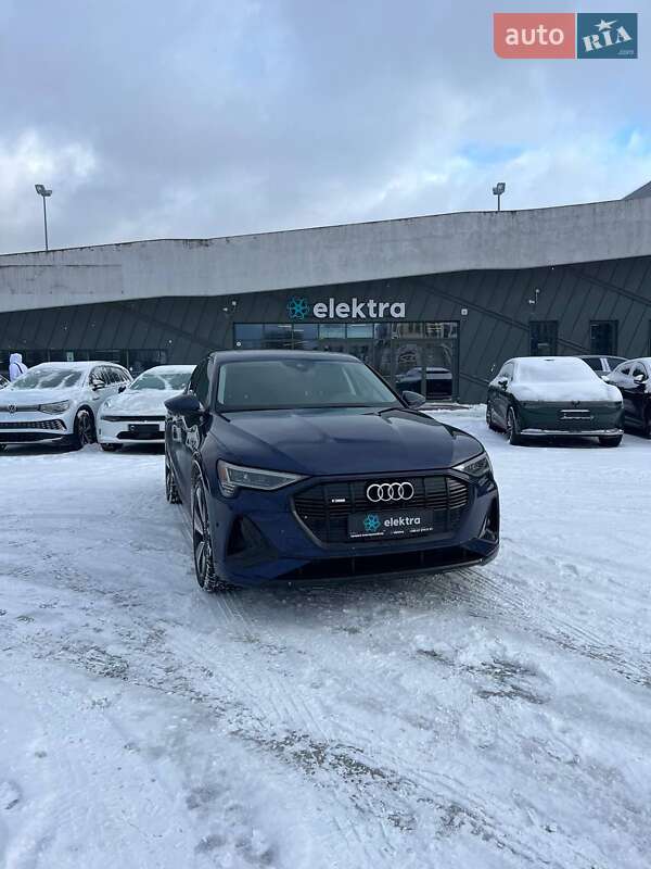 Audi e-tron Sportback 2021