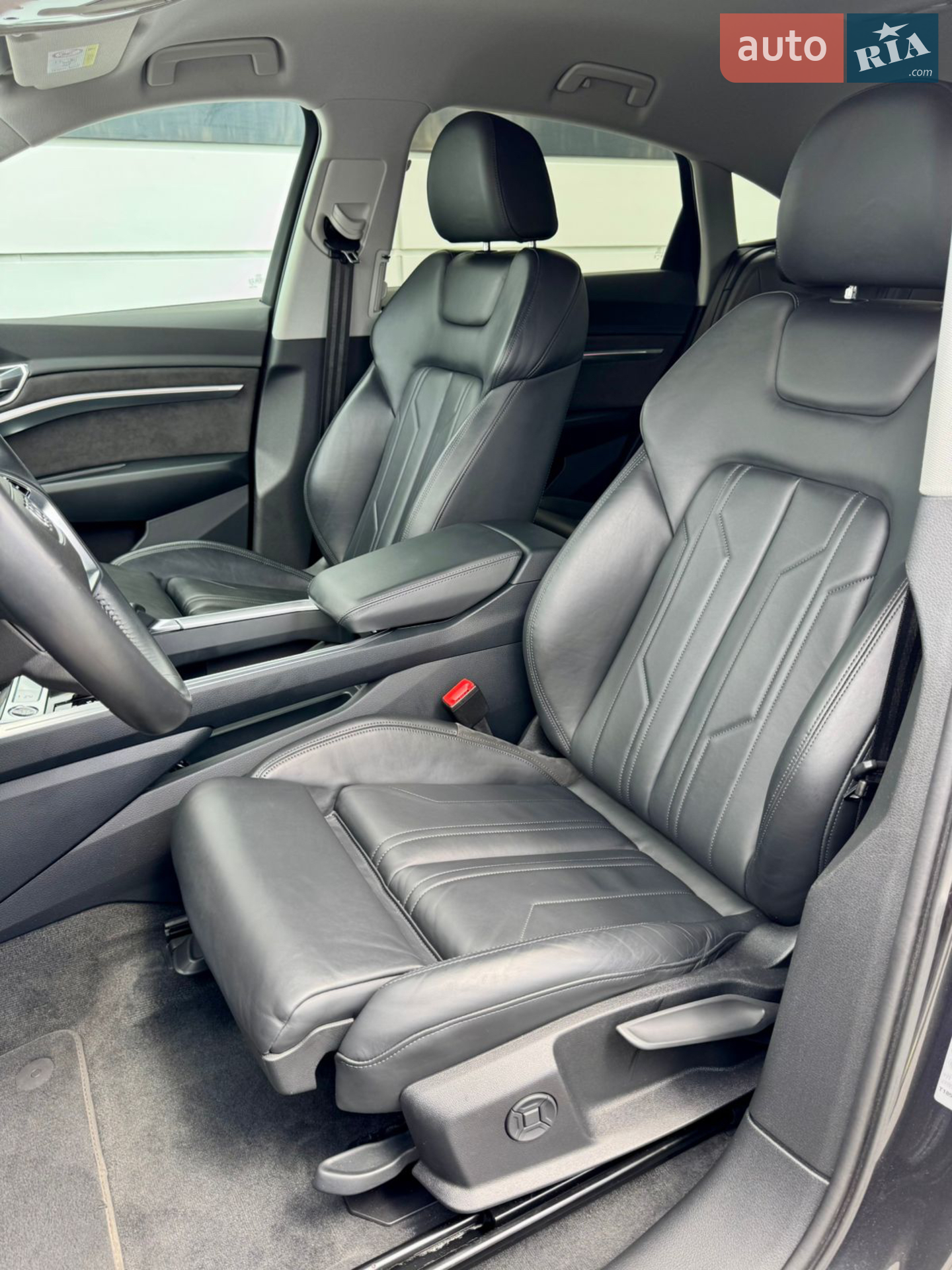 2021 Audi e-tron Sportback - мініатюра 20