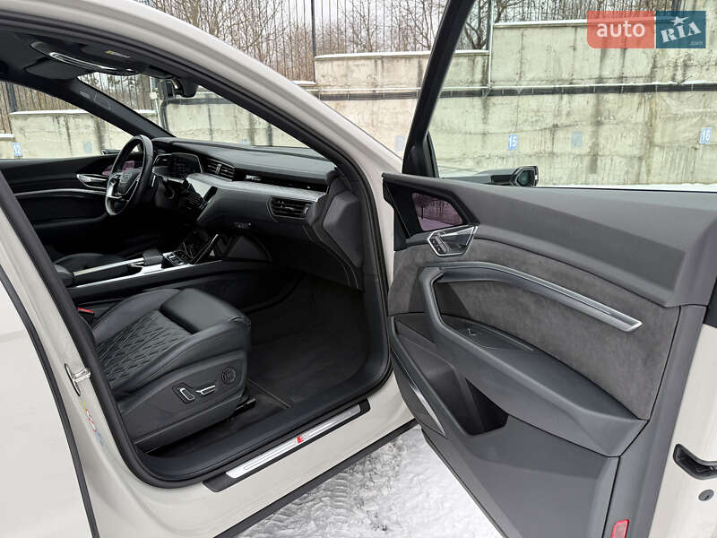 Внедорожник / Кроссовер Audi e-tron Sportback 2020 в Ровно фото 33 Внедорожник / Кроссовер Audi e-tron Sportback 2020 в Ровно