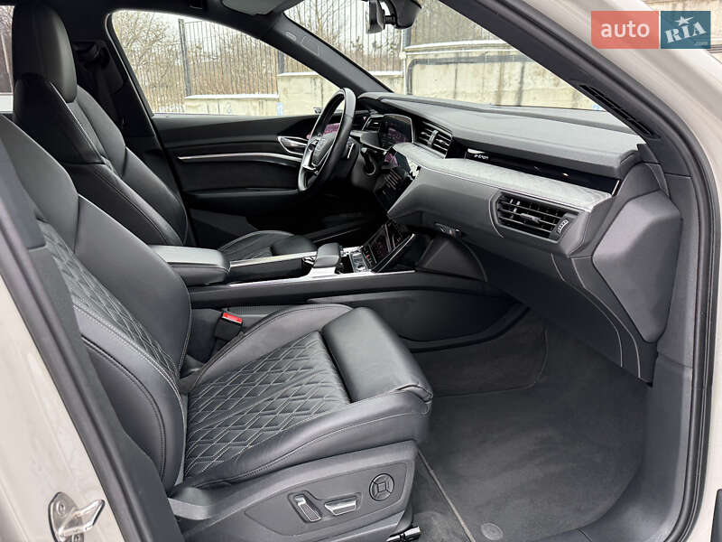 Внедорожник / Кроссовер Audi e-tron Sportback 2020 в Ровно фото 39 Внедорожник / Кроссовер Audi e-tron Sportback 2020 в Ровно