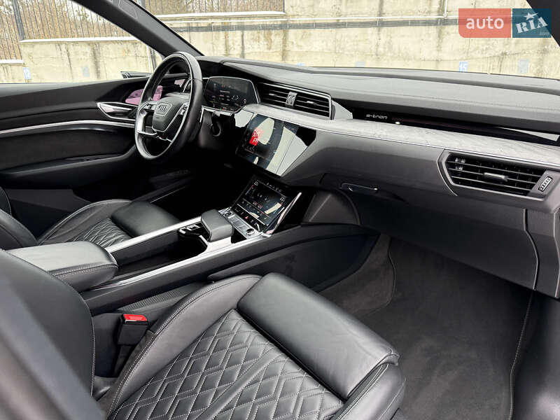 Внедорожник / Кроссовер Audi e-tron Sportback 2020 в Ровно фото 41 Внедорожник / Кроссовер Audi e-tron Sportback 2020 в Ровно