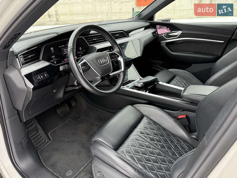Внедорожник / Кроссовер Audi e-tron Sportback 2020 в Ровно фото 82 Внедорожник / Кроссовер Audi e-tron Sportback 2020 в Ровно