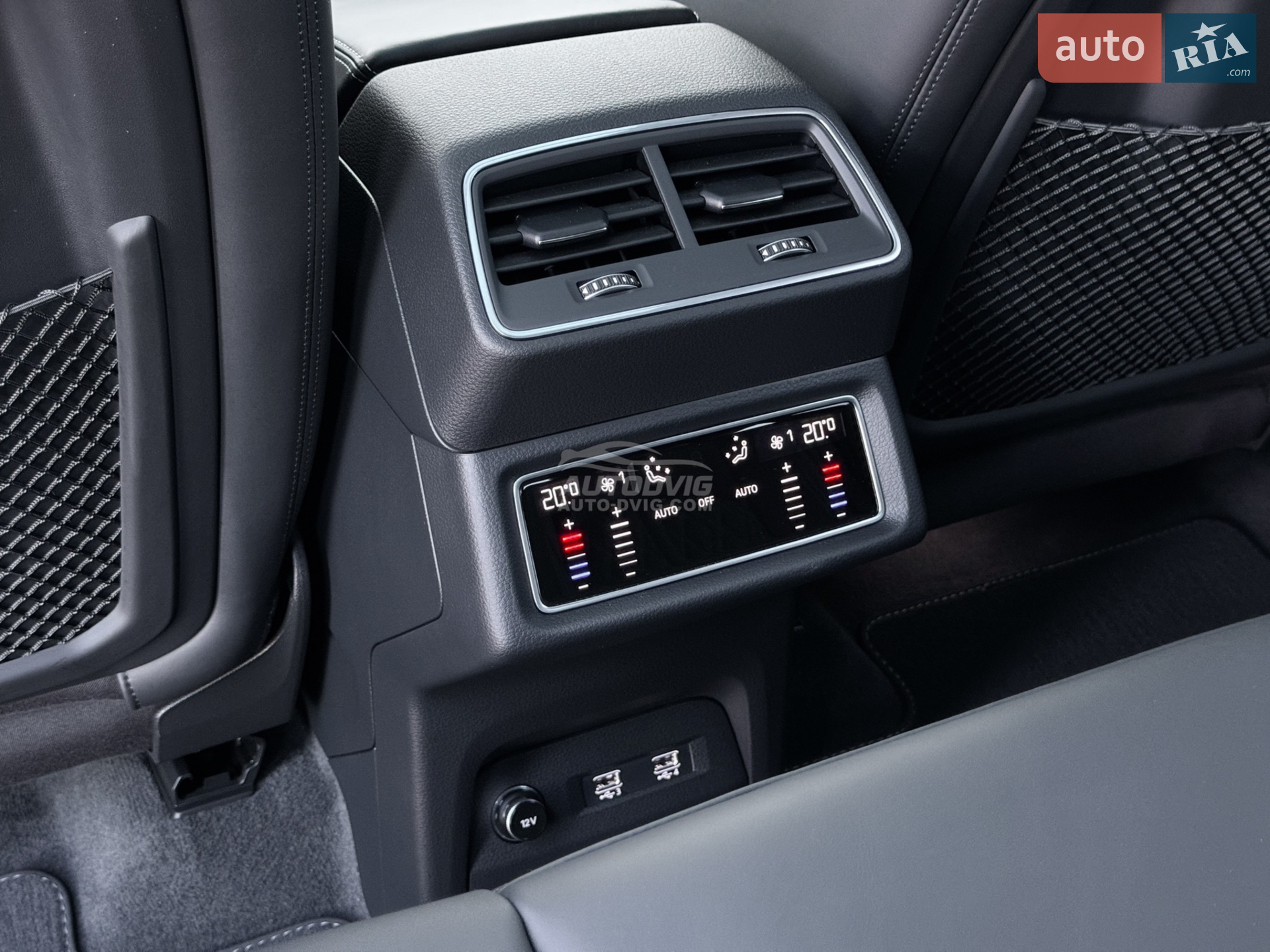 2020 Audi e-tron Sportback - мініатюра 5