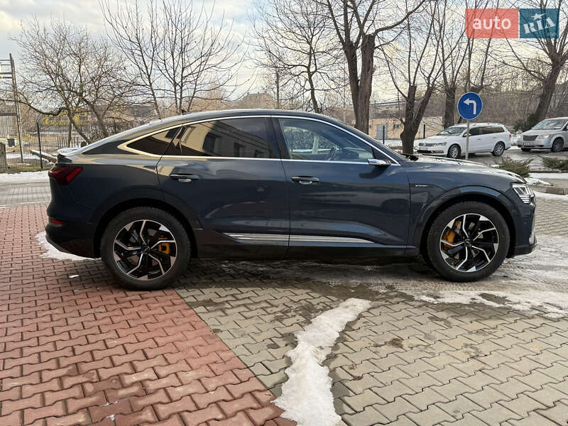 Позашляховик / Кросовер Audi e-tron Sportback 2020 в Чернівцях фото 4 Позашляховик / Кросовер Audi e-tron Sportback 2020 в Чернівцях