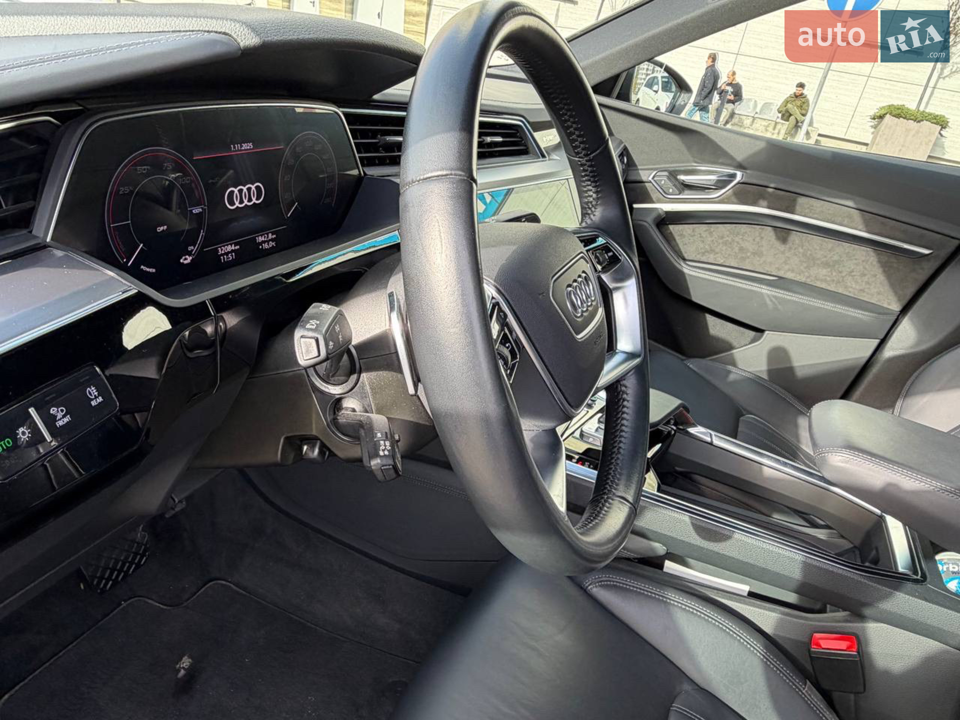 2021 Audi e-tron Sportback - мініатюра 31