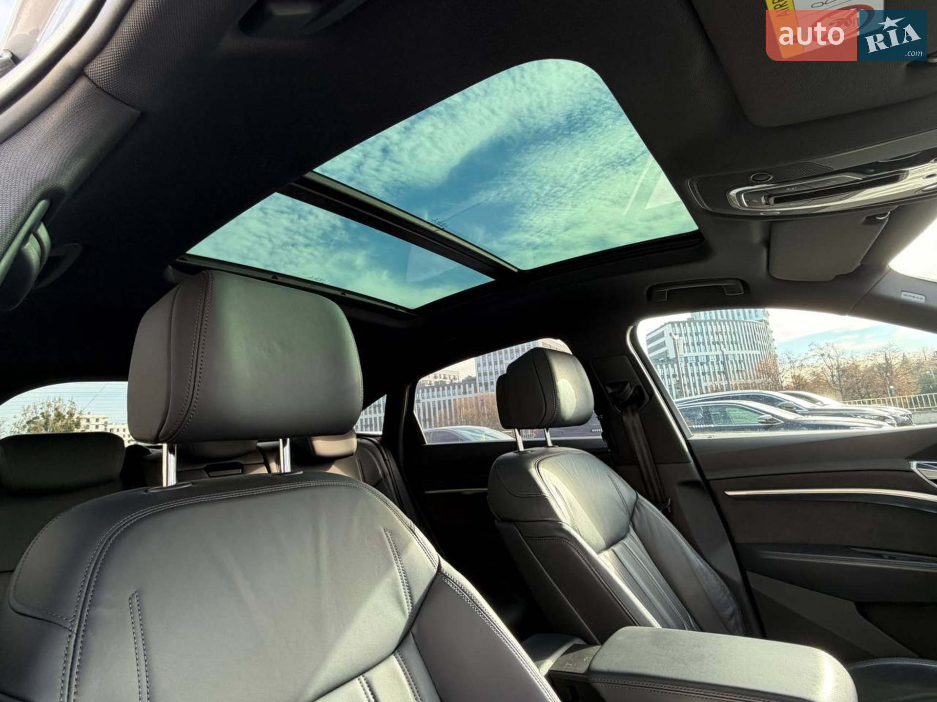 2021 Audi e-tron Sportback - мініатюра 33