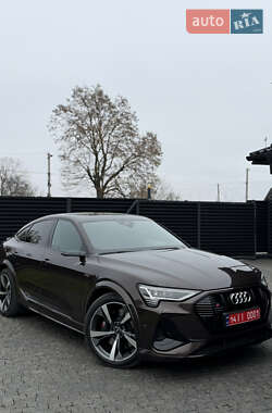 Позашляховик / Кросовер Audi e-tron Sportback 2021 в Ковелі