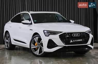 Позашляховик / Кросовер Audi e-tron Sportback 2021 в Києві