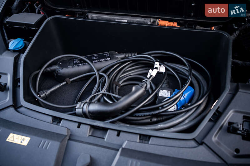 Внедорожник / Кроссовер Audi e-tron Sportback 2020 в Луцке