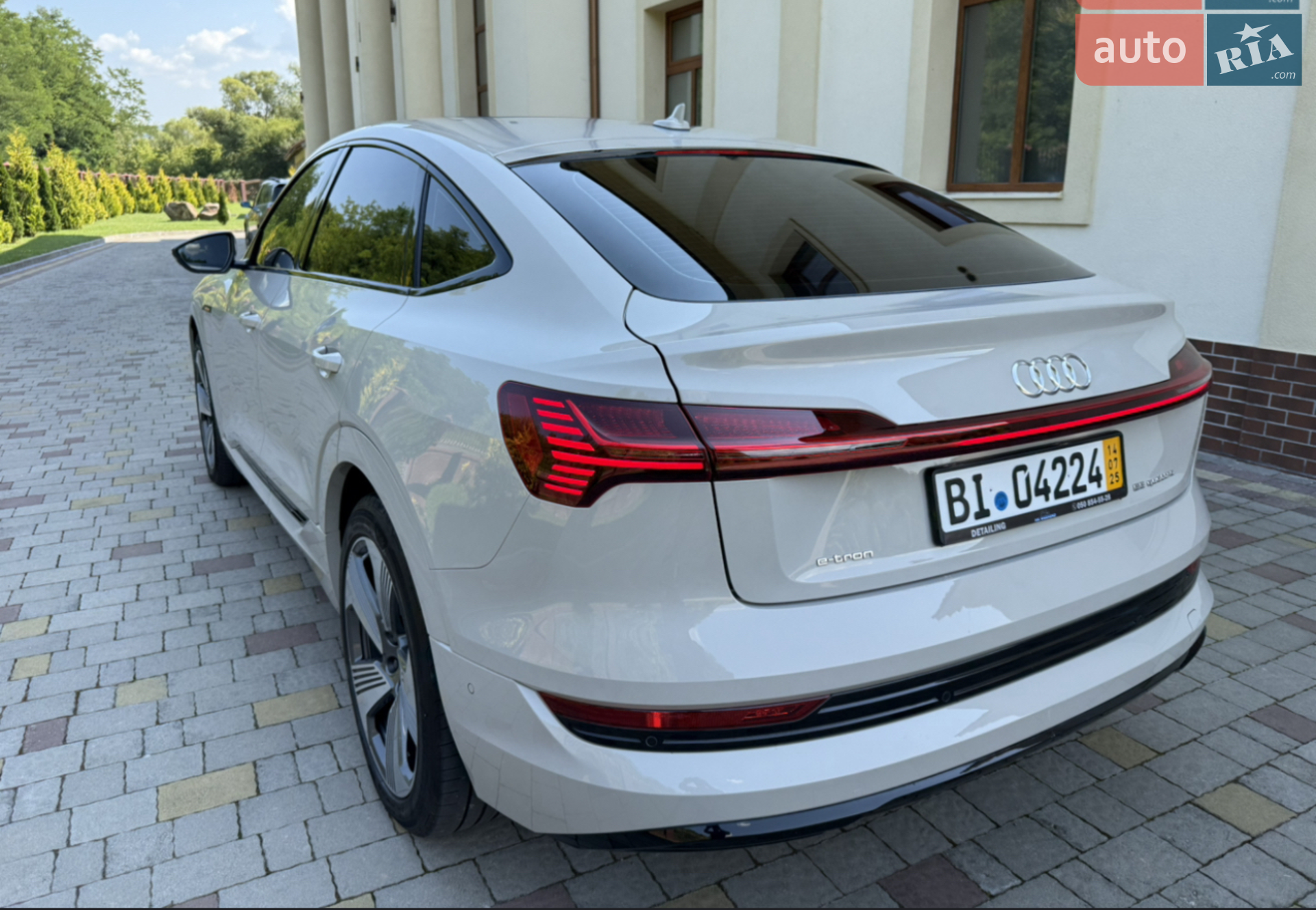 2020 Audi e-tron Sportback - мініатюра 7