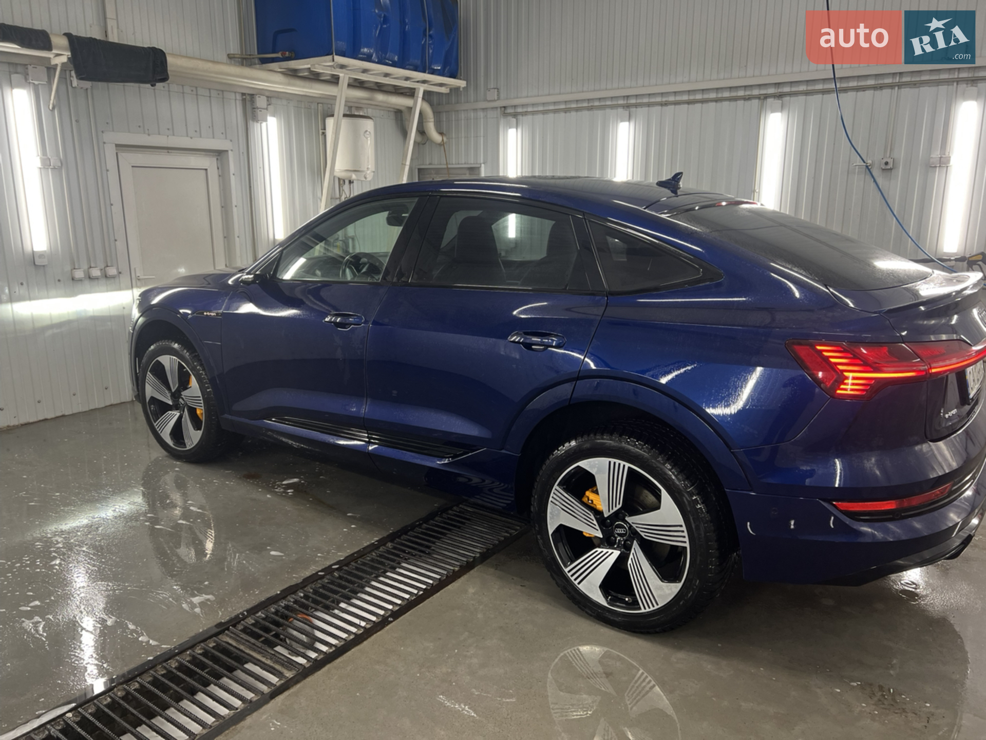2020 Audi e-tron Sportback - мініатюра 16