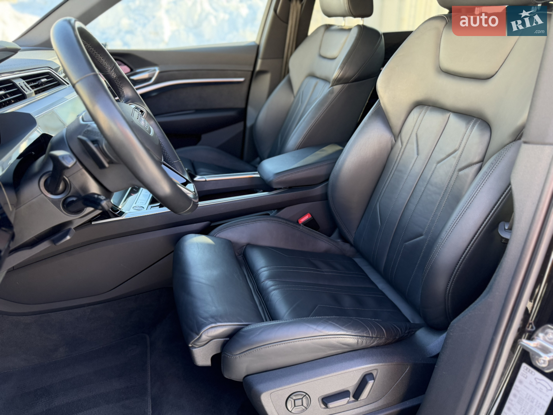 2021 Audi e-tron Sportback - мініатюра 47